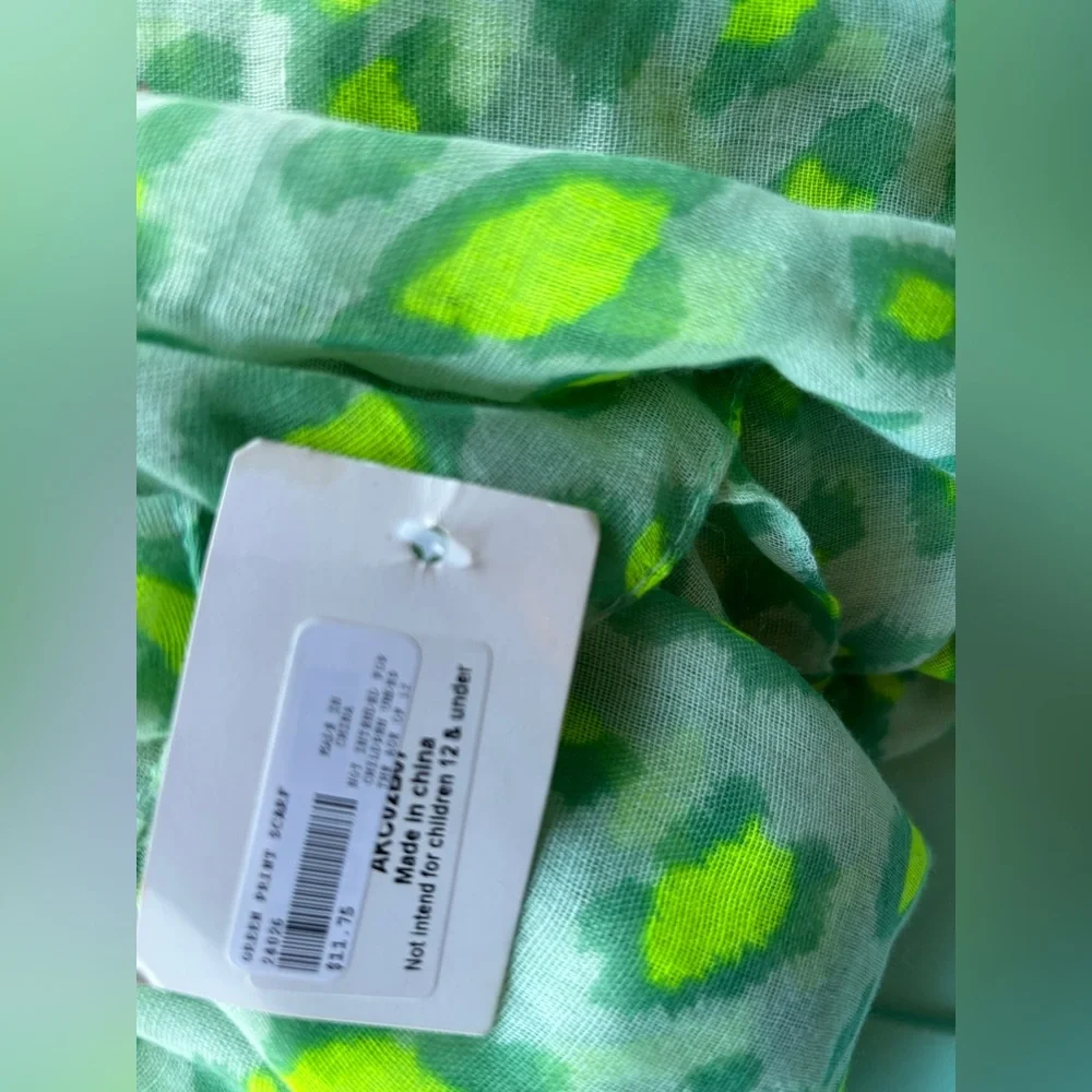 NWT neon green long beautiful scarve